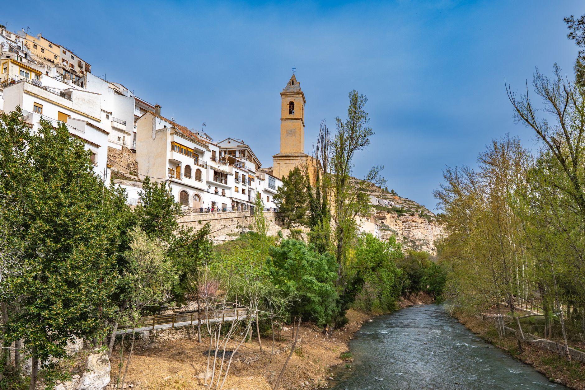 Albacete — Paseo de la Cuba y centro histórico de la capital manchega