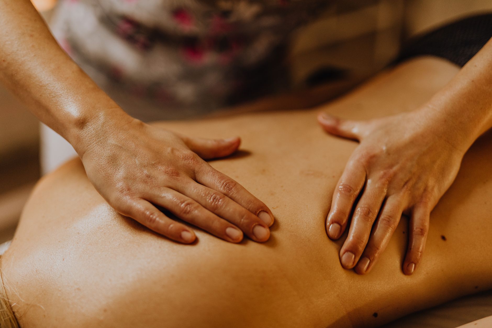 Masaje terapéutico fisioterapia Salamanca