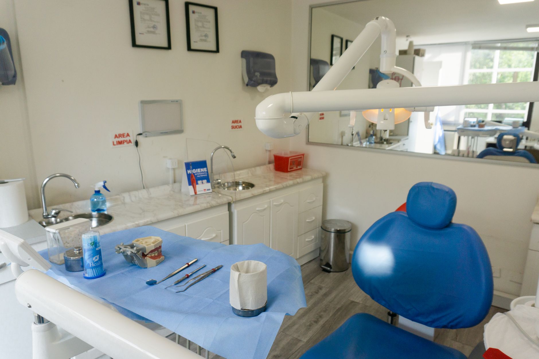 Clínica Dental Díaz Sanmartín — Clínica Dental en Centro, Santiago de Compostela